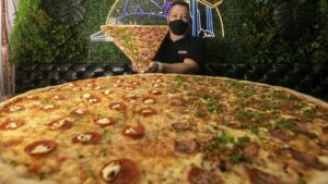 Pizza gigante da Destemida